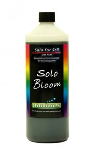 Hydrotops Solo Bloom nutrient concentrate bottle for flowering plants in soil