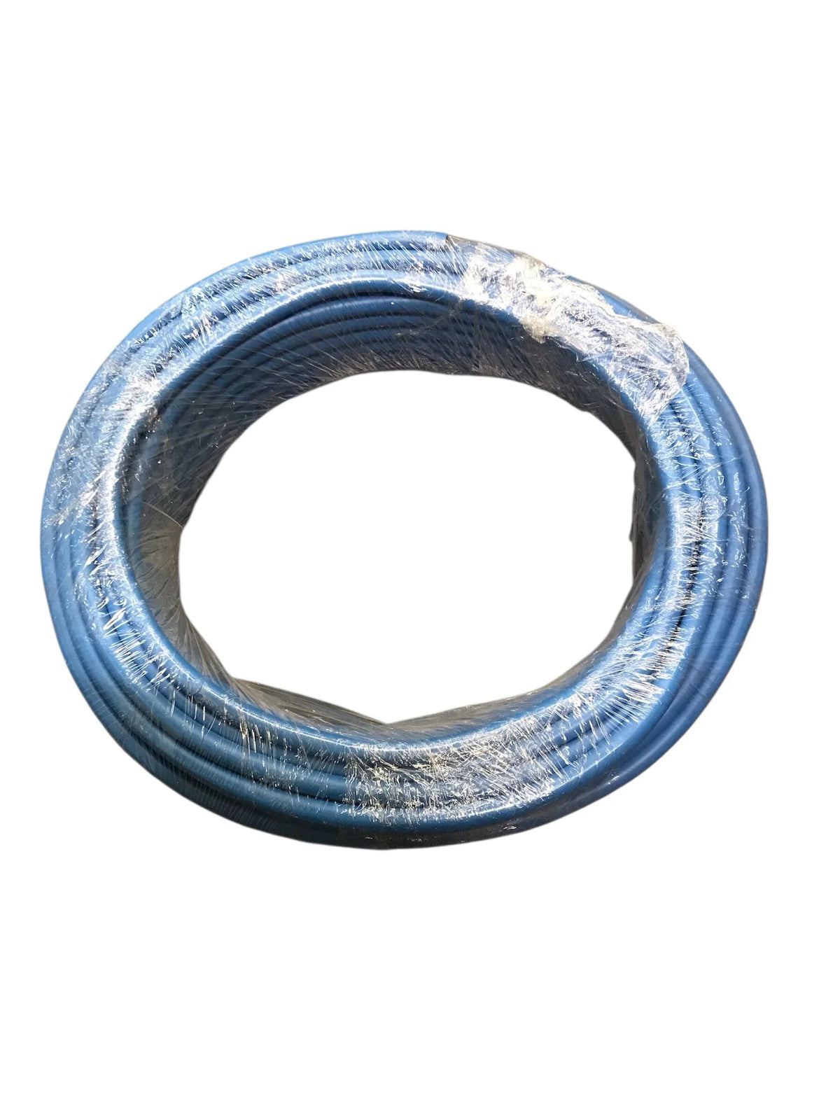 The AutoPot 9mm Blue Flexi-pipe transfers nutrient solution from an AutoPot Header Tank to the AutoPots themselves via